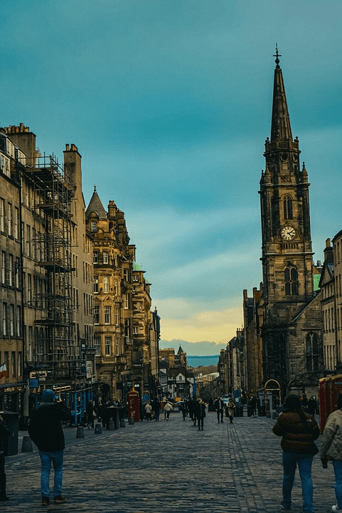 Edinburgh skyline